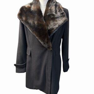 White House Black Market Women's Black Removable Faux Fur Collar Overcoat Size S
